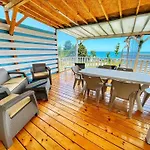 и Kаравани дрийм гардения * Kiten (Burgas)