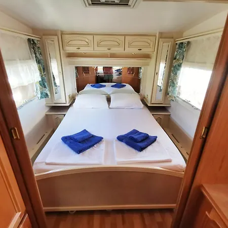 Camping и Kаравани дрийм гардения Kiten (Burgas)